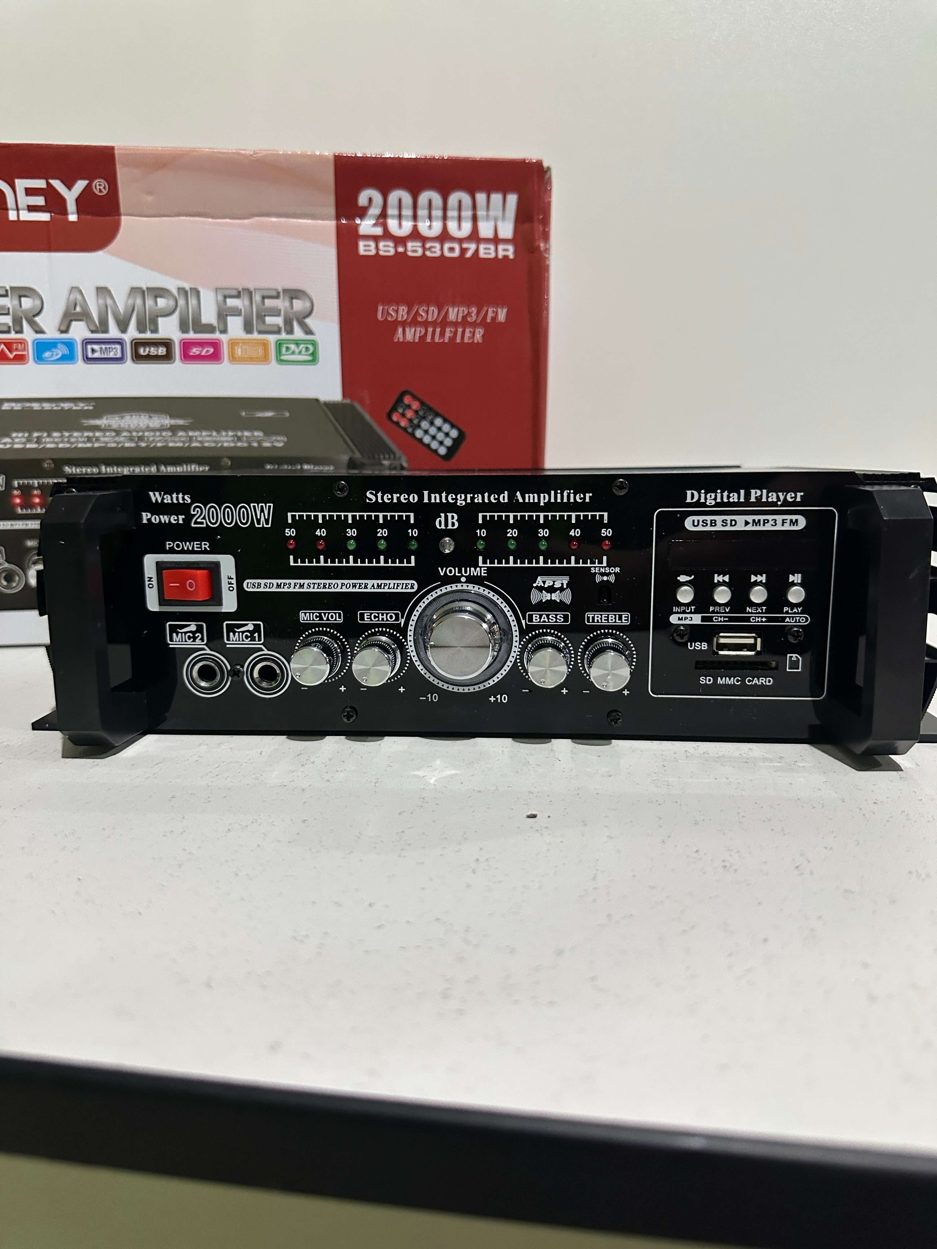 Amplificador Profesional 2000w bluetooth - 4 canales